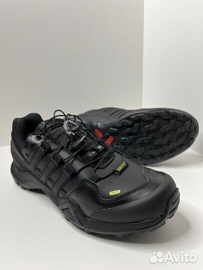 Кроссовки мужские Adidas gore-tex