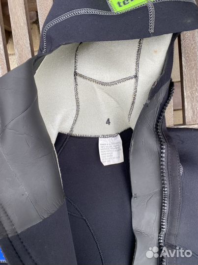 Гидрокостюм technisab