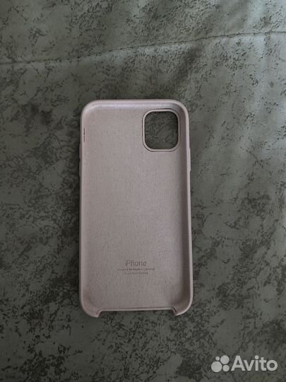 Чехол на iPhone 11