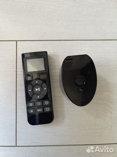 Пульт и стена для Робот пылесоса