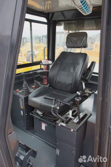 LiuGong CLG B160, 2022