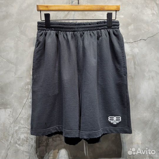 Шорты Balenciaga BB