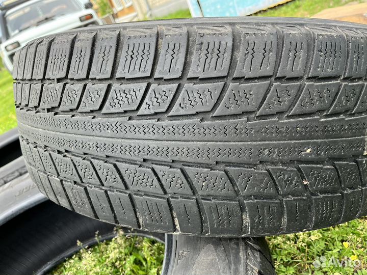 Triangle TR777 235/60 R18 103H