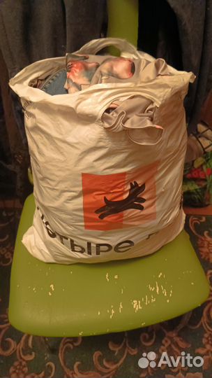 Отдам женские вещи р40