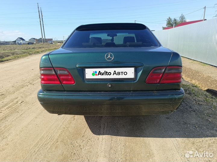 Mercedes-Benz E-класс 2.3 МТ, 1997, 349 675 км