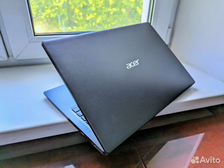 Acer 2021г Ryzen 3/8gb DDR4/SSD/FullHD