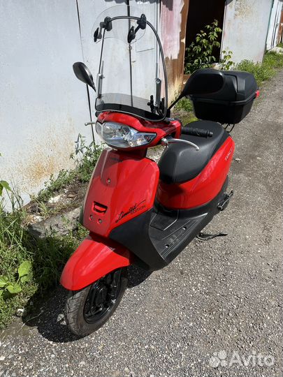 Скутер Honda tact af75