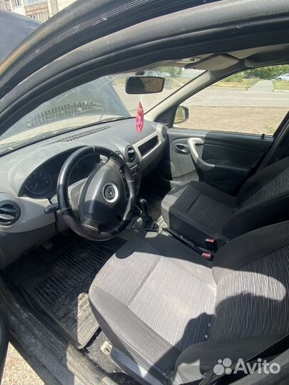 Renault Logan 1.6 МТ, 2011, 220 000 км