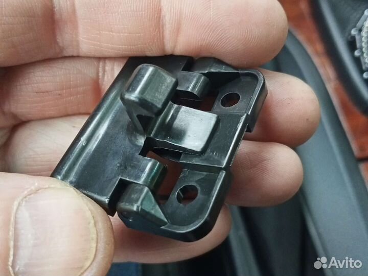 Замок - защёлка 580908 33030