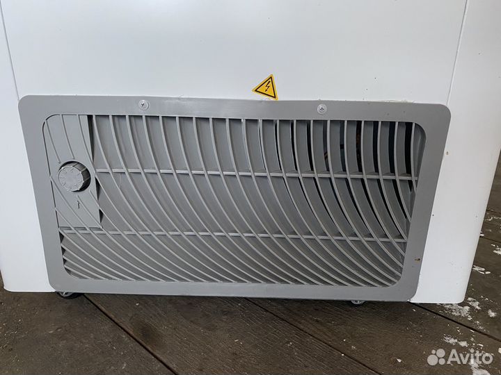 Морозильная камера (ларь)