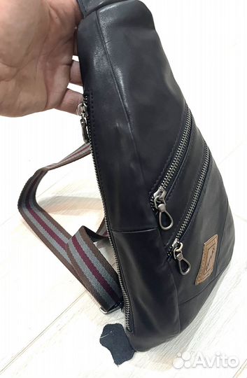 Мужская кожаная сумка replay нагрудная бананка
