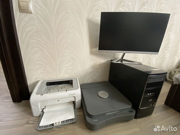 Принтер, монитор, системный блок,сканер