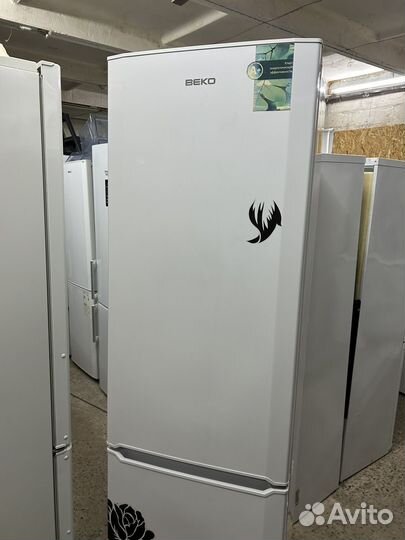 Холодильник Beko (54см узкий) 2 метра