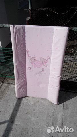 Пеленальный столик