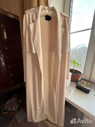 Тренч нежно-розовый