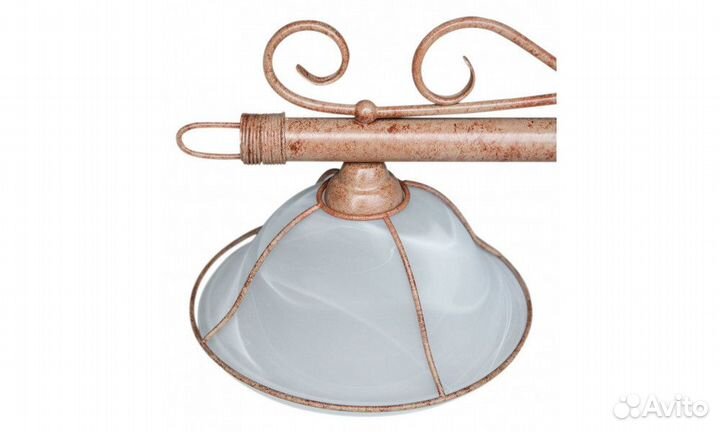 Лампа на три плафона 