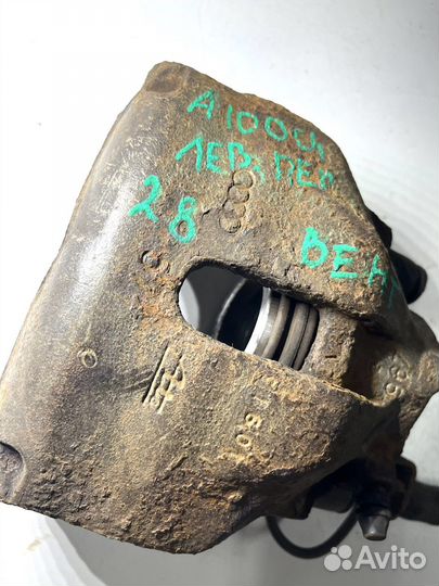 Суппорт передний Audi 100 С4 2.6 - 2.8