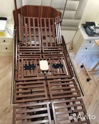 Кровать-электрокресло с туалетом