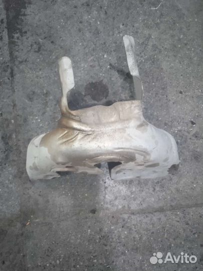 Защитный экран коллектора Peugeot 206 Пежо 206