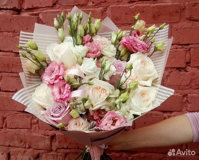 Шикарные букеты на День Мамы