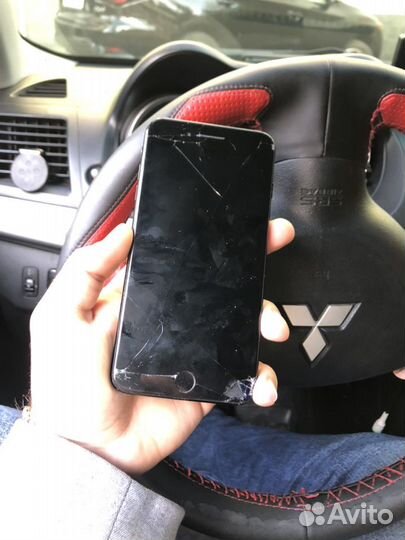 Замена дисплея на iPhone (можно на выезд)