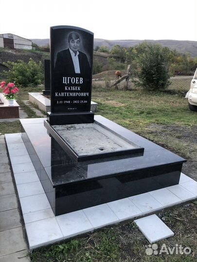 Благоустройство могил, работы на кладбище