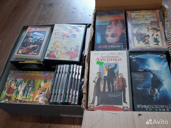 Диски с мультиками и фильмами