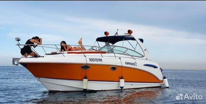 Моторная яхта