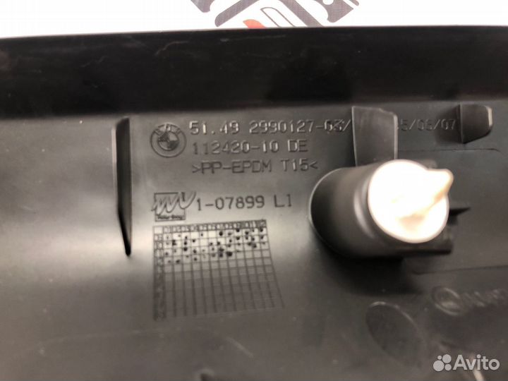 Облицовка багажной двери левая Bmw X1 E84 N20B20