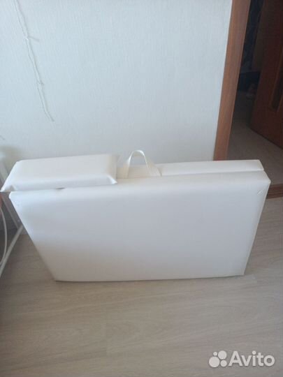 Кушетка косметологическая