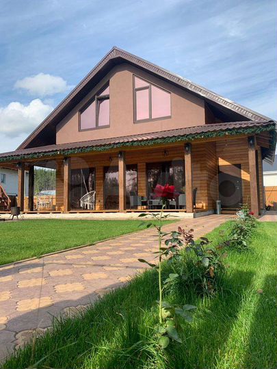 Дом 170 м² на участке 9,6 сот.