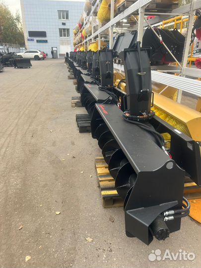 Снегоочиститель на мини-погрузчик