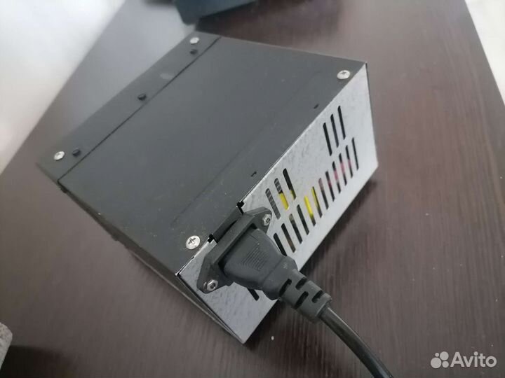 Блок питания, регулируемый. 1.3вольтХ24вольт