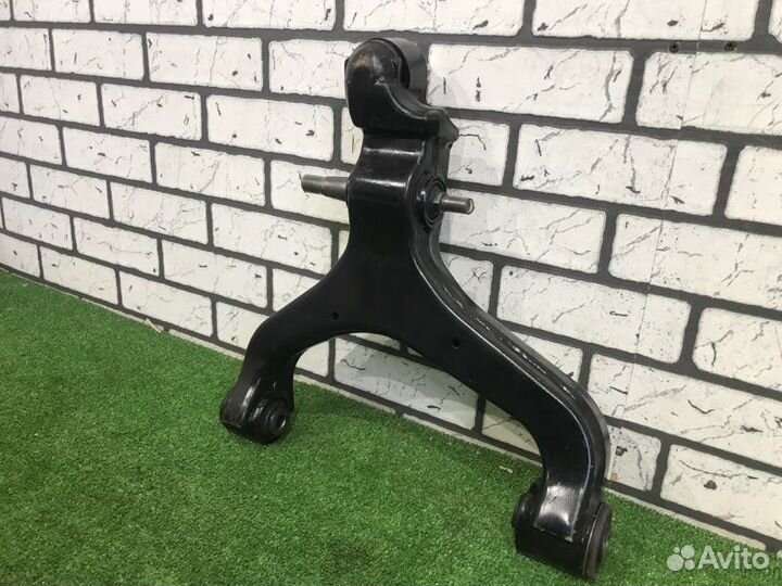 Рычаг подвески передний левый Ssang Yong Kyron