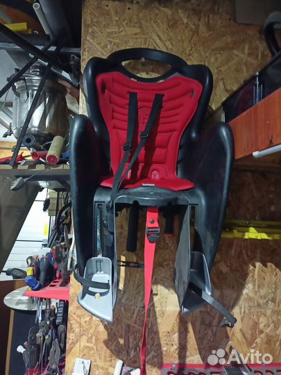 Детское велокресло Bellelli на багажник