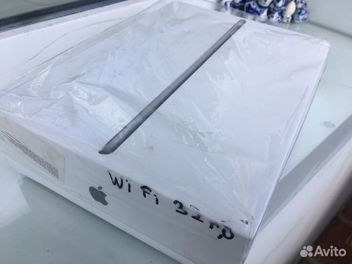 Apple iPad Wi-Fi 32 GB