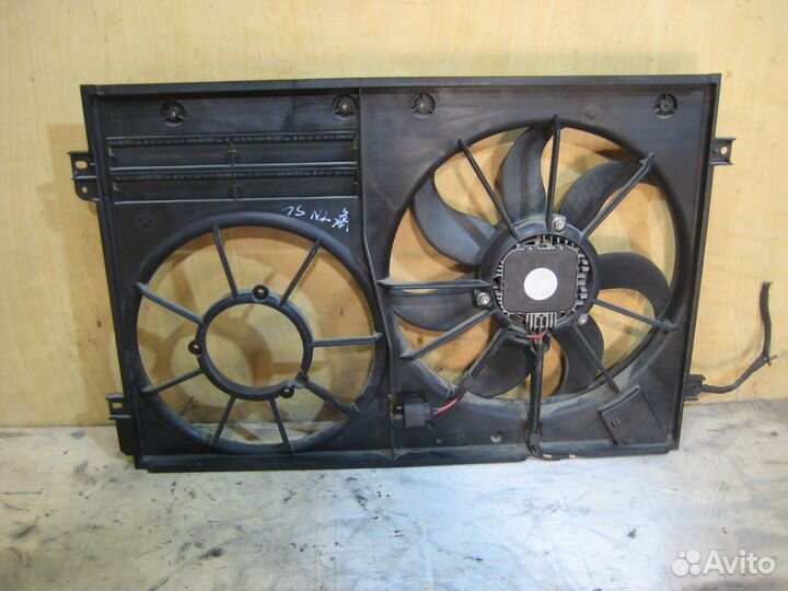 Диффузор вентиляторов VAG VW Skoda 1K0121205AD