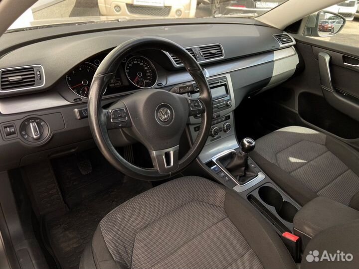 Volkswagen Passat 1.8 МТ, 2011, 140 838 км