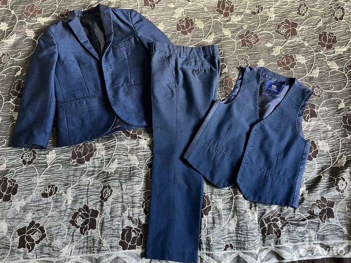 Школьный костюм next