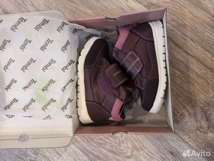 Ботинки для девочки демисезонные р-р24