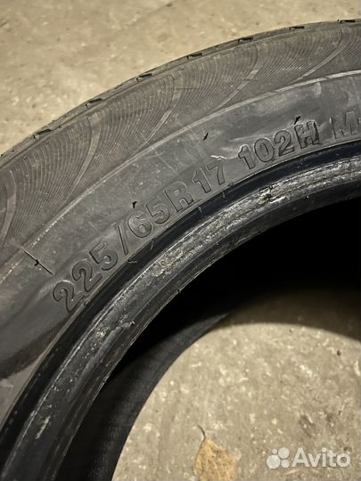 Kumho Solus KL21 225/65 R17