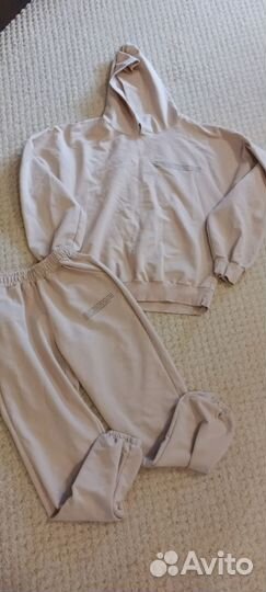 Спортивный костюм женский