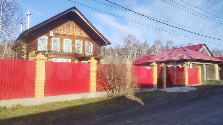 Дом 165 м² на участке 12 сот.