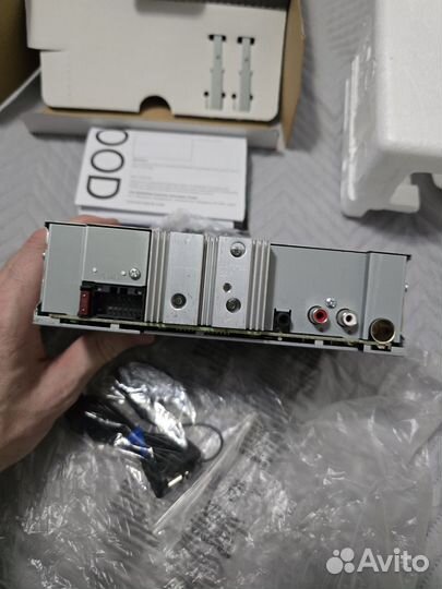 Магнитола Kenwood kmm bt208