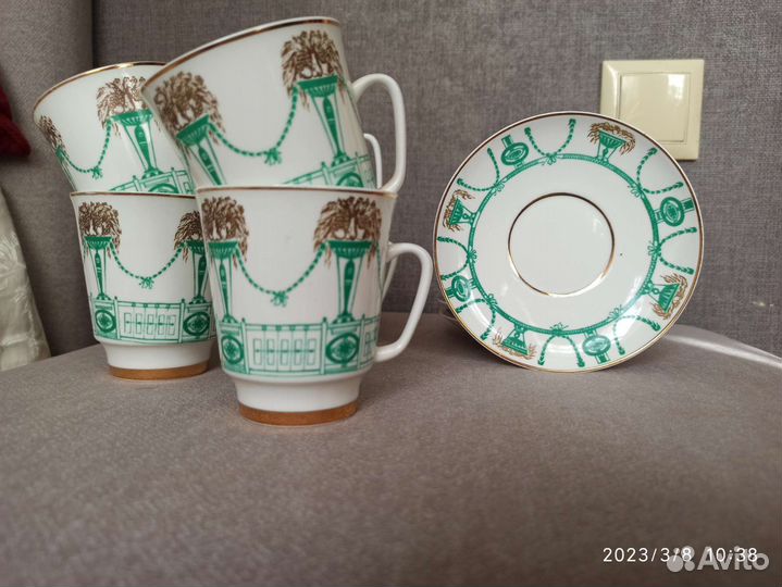 Чашки фарфоровые лфз