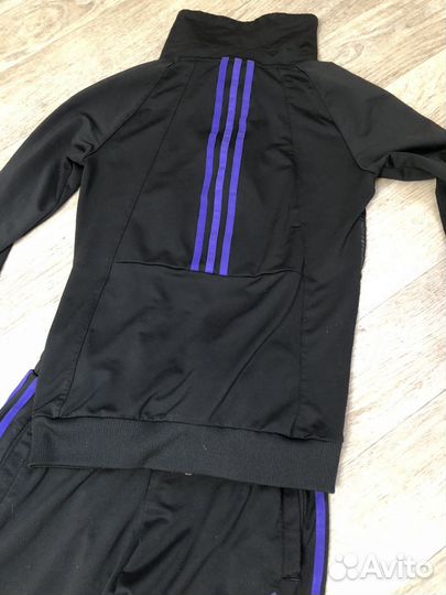 Спортивная одежда adidas женская