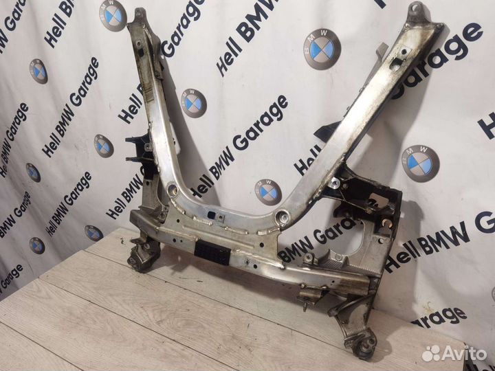 Передний подрамник BMW 7 E65 E66