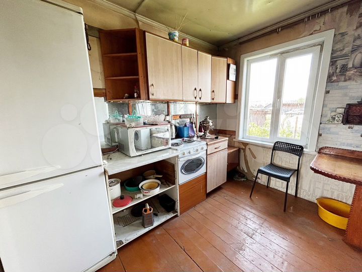 Дом 29,3 м² на участке 8 сот.