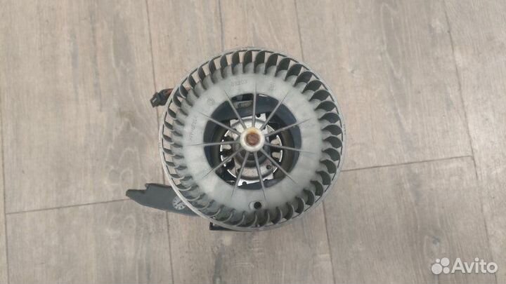 Мотор печки Bmw 530 D E61 M57N 306D2EU4 2004