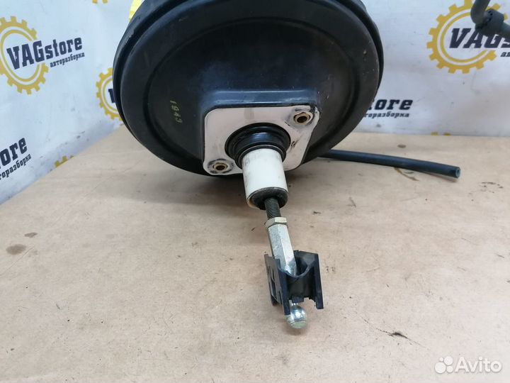Вакуумный усилитель тормозов Volkswagen Passat B5